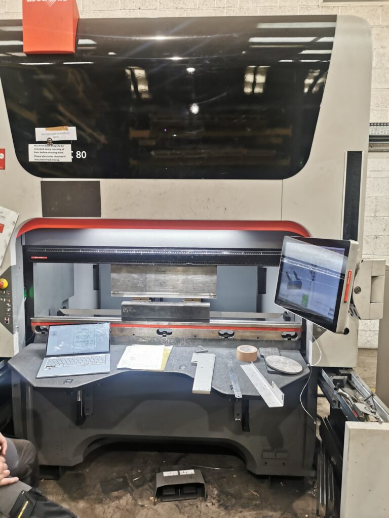 80 tonne press brake for speed, accuracy and repeatability