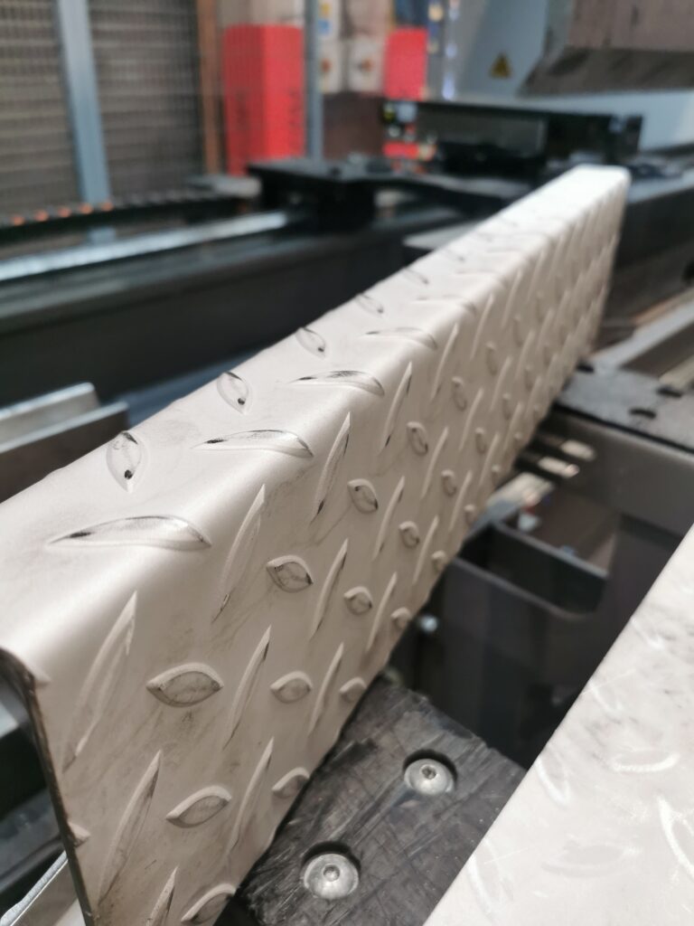 forming using the rolla v tooling die