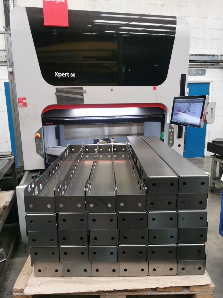 Xpert 80 press brake Energy efficiently forming